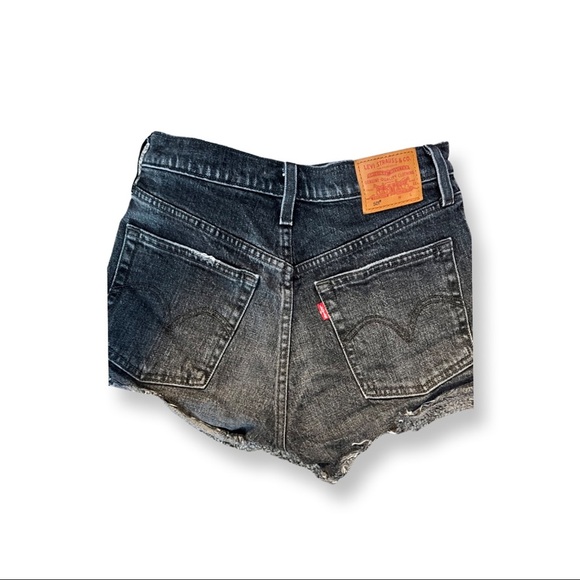 Levis Jean Shorts Sz 25 - Picture 2 of 5